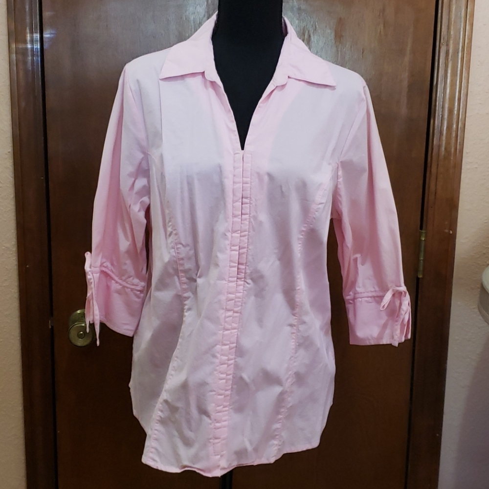 Light pink 💗 Fashion Bug Stretch clasp shirt